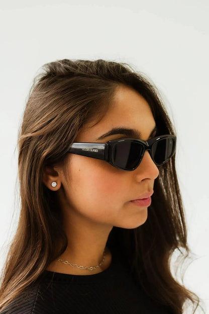 Women's Black Elegance Sunglasses